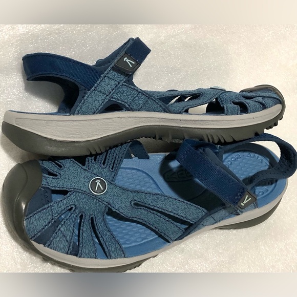 Keen Rose Blue Sport Sandals with Adjustable Straps - Picture 3 of 10